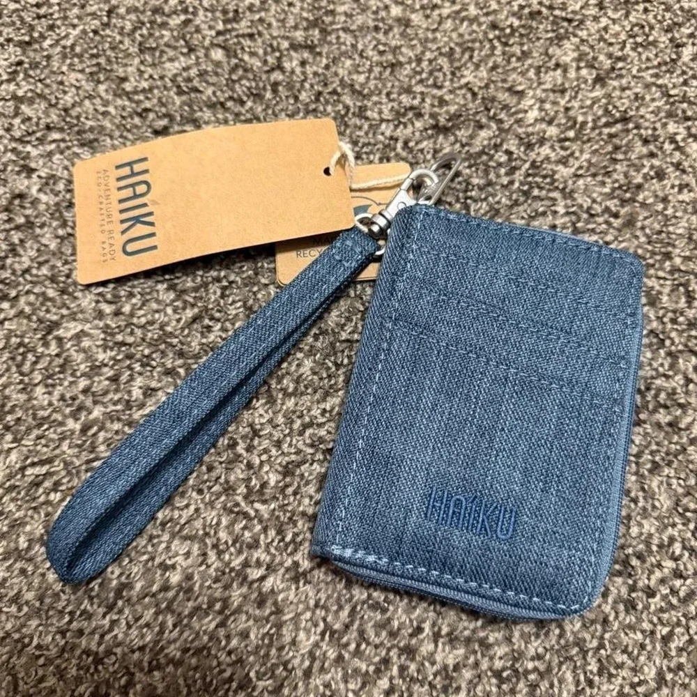 Haiku Sprout Wristlet Blue RFID Blocking Recycled Fabric Card Case Wallet NWT